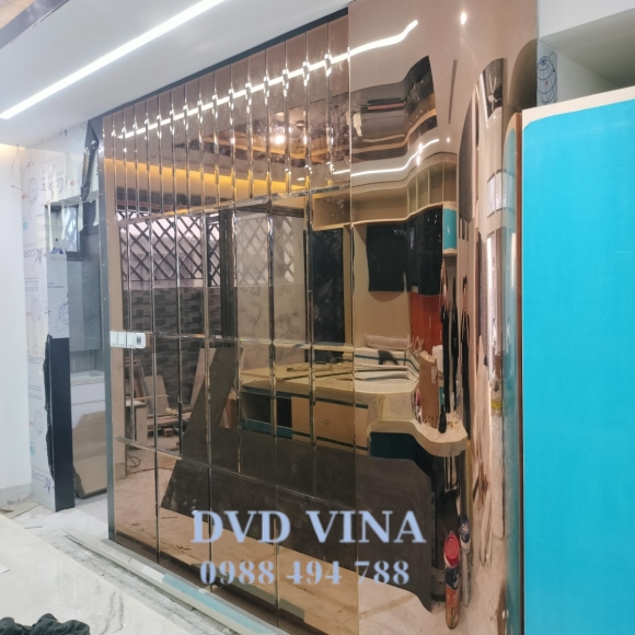 TẤM INOX ỐP TƯỜNG XI MẠ  MÀU VÀNG HỒNG